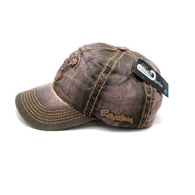 GORRA ALGODON LAGARTO CON PEDRERIA BORDADO BARCELONA MARRON